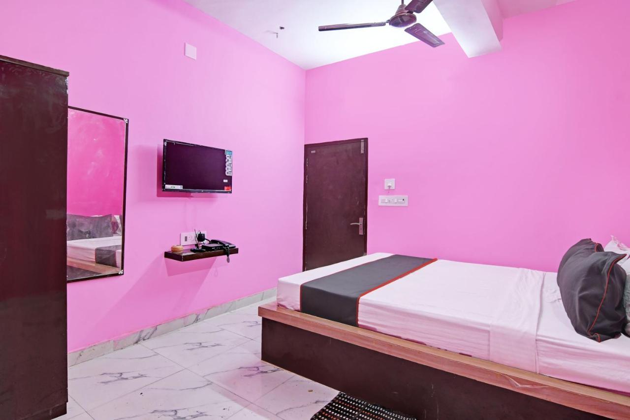 Collection O Shyamali Guest House コルカタ エクステリア 写真