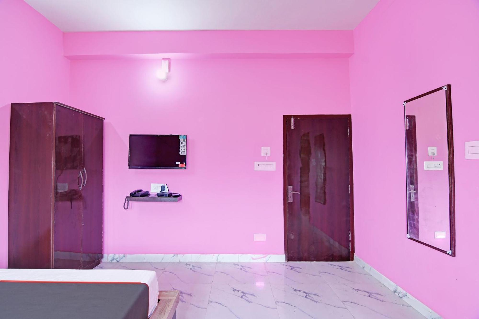 Collection O Shyamali Guest House コルカタ エクステリア 写真